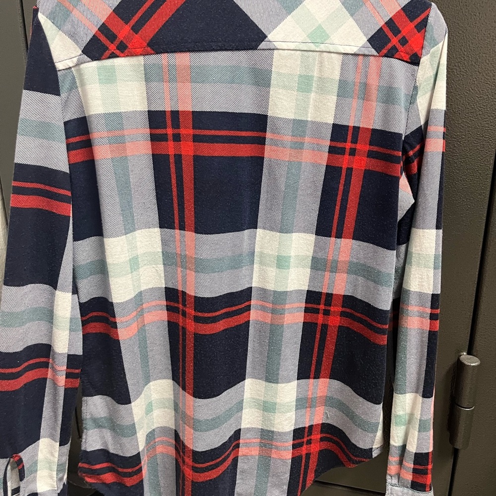 Women’s flannel.